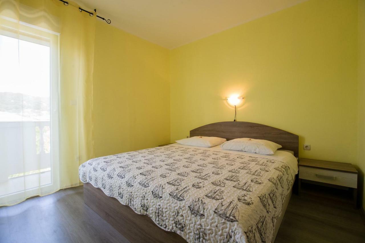 Apartments Jaska Supetarska Draga Luaran gambar